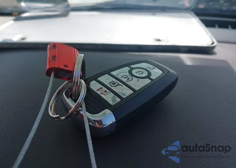 2021 Lincoln Corsair Reserve z USA, uszkodzony, nr VIN 5LMCJ2C97MUL07494